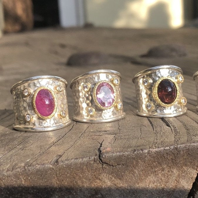 Costanza Ring - please check on available stones