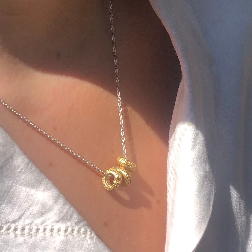 everyday necklace silver and gold