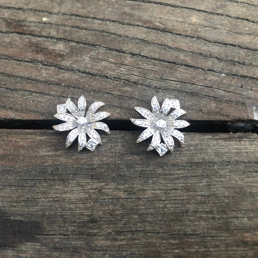 Dhalia Diamante Earrings