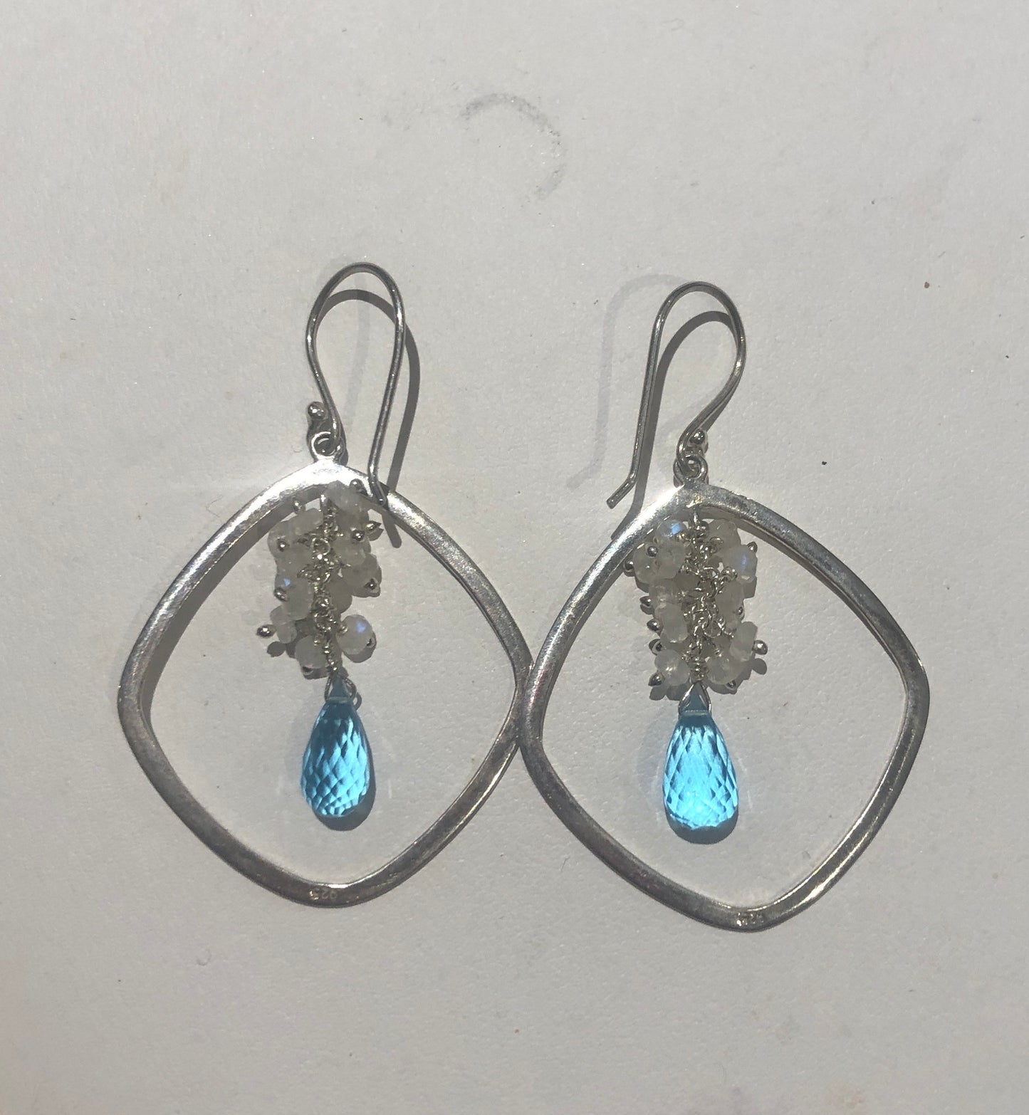 Susan - Hoop Earrings