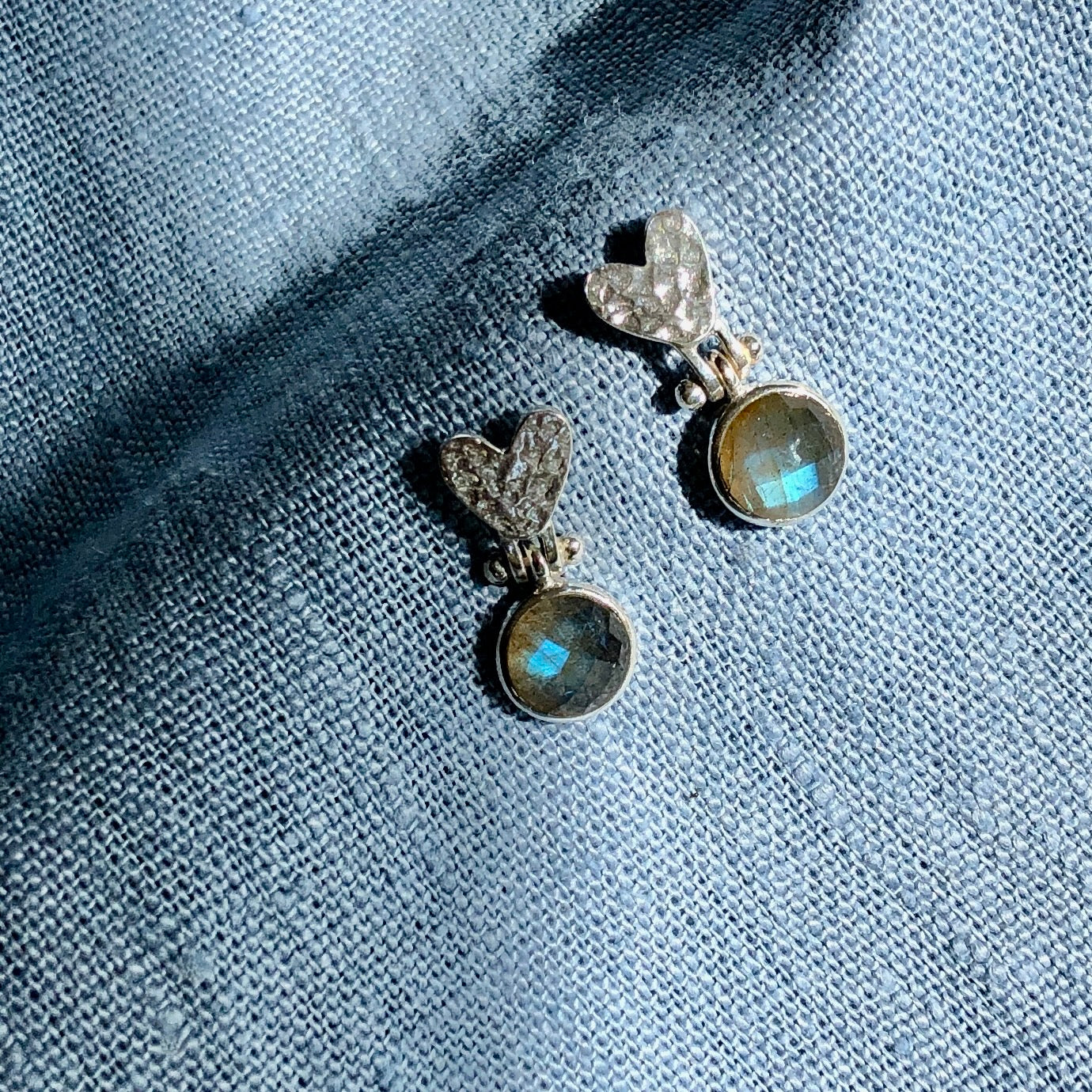 Beaten Heart Earring in Silver