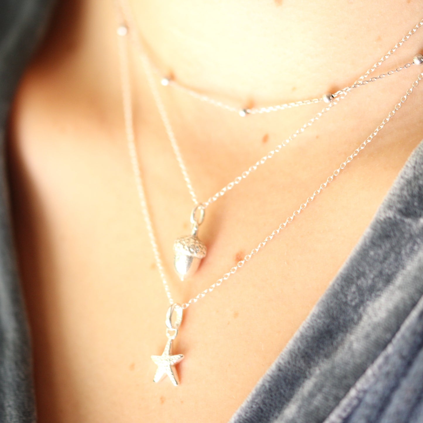 Little Stars on a Long Wire