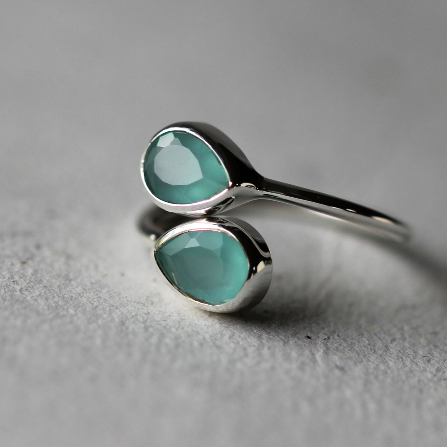 Cross Over Ring