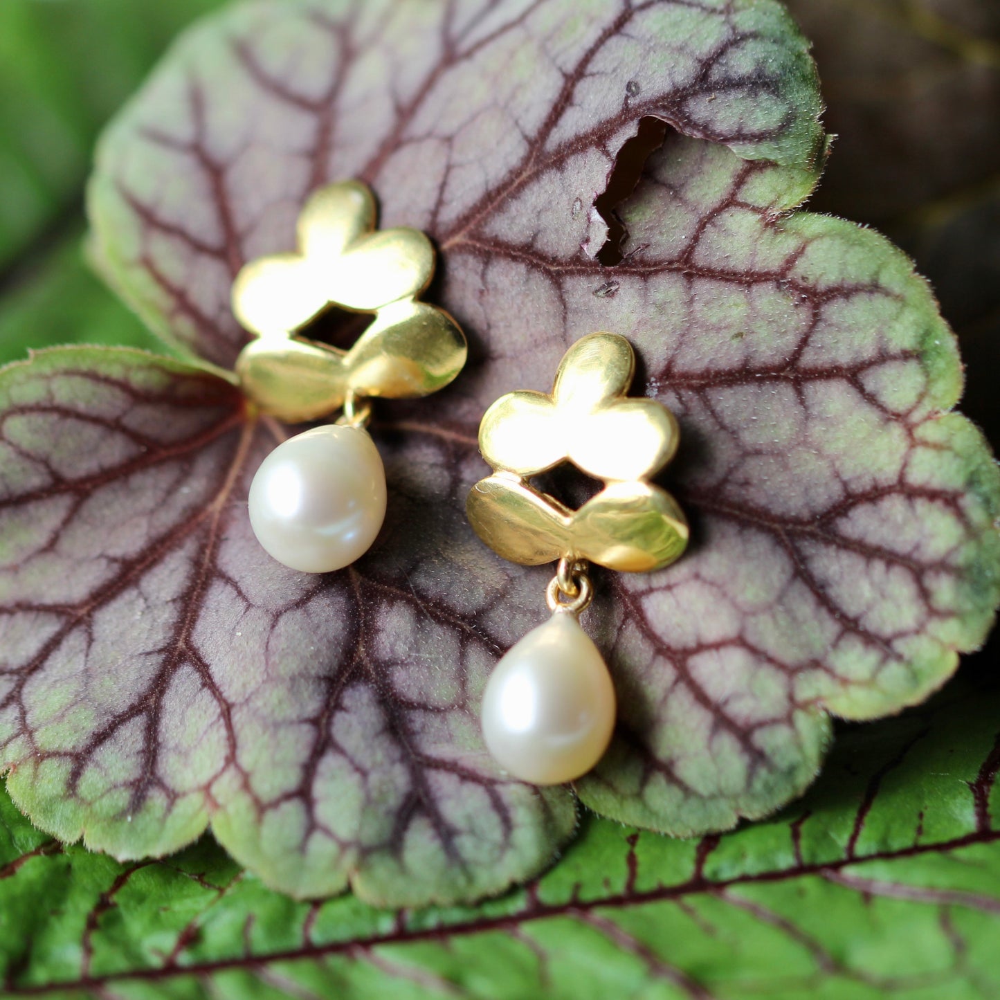 Flower Earrings -Fresh Water Pearls