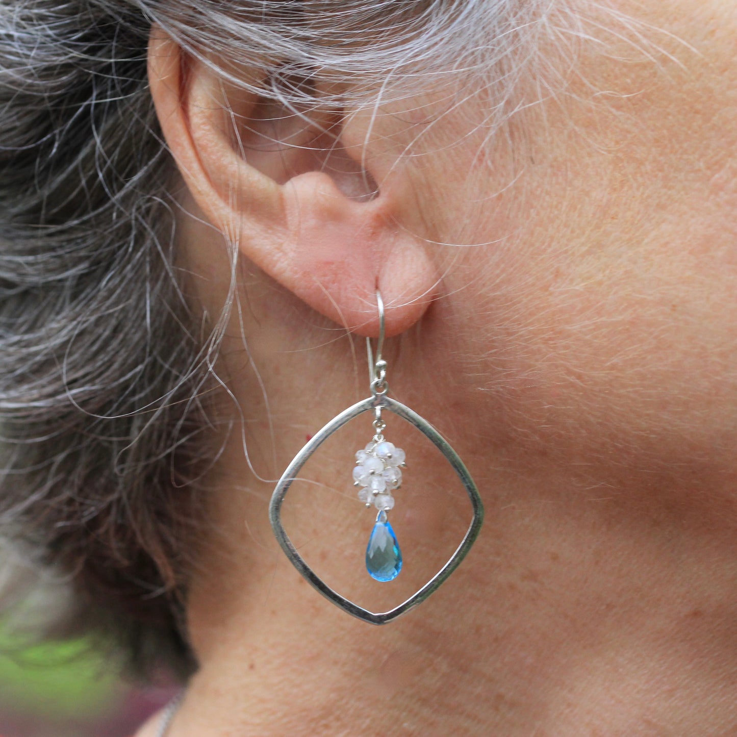 Susan - Hoop Earrings