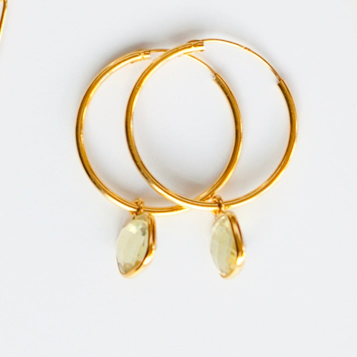 Vita - Gold Hoops