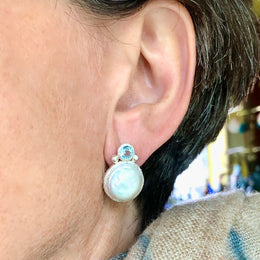 Hansa Stud Earrings